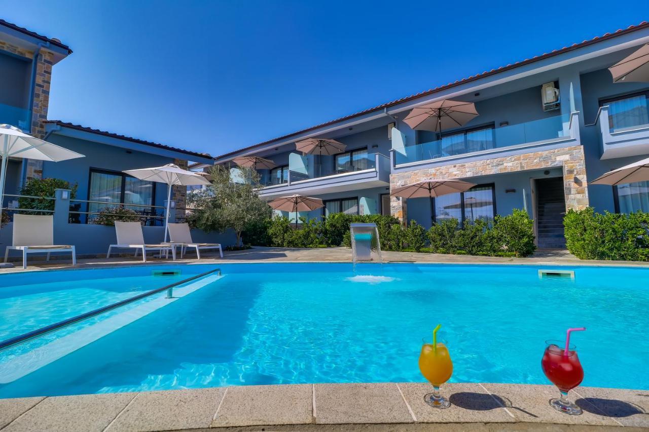 Theros Villas & Suites Chrysi Ammoudia Exterior photo