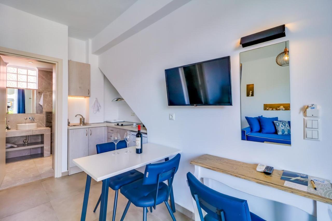 Theros Villas & Suites Chrysi Ammoudia Exterior photo